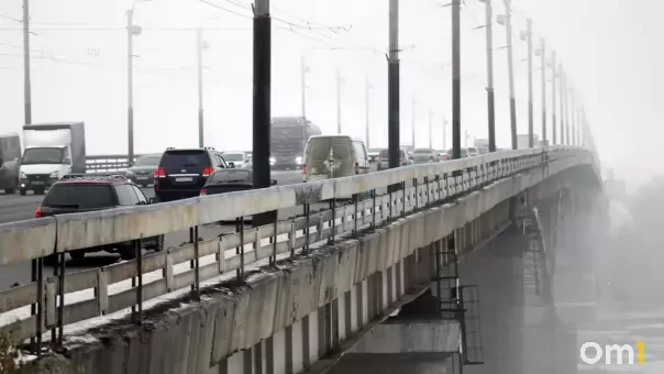 Власти Омска ищут способы ускорить ремонт моста у Телецентра