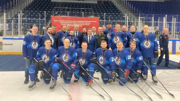 Росгвардия победила в хоккейном турнире среди госорганов в Новосибирске