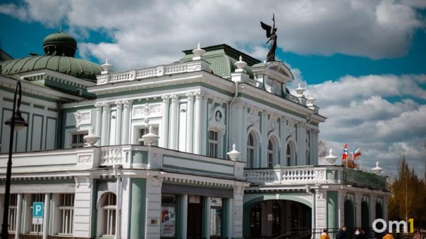 Глава подшефного Стаханова поздравил Омск с Днём города