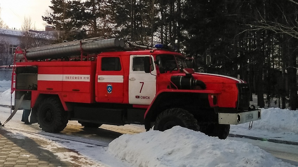 Еще один хлопок газа в Омске. Спасатели эвакуируют дом