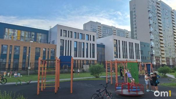 Омский лицей «Авангард» в Кузьминках получил лицензию