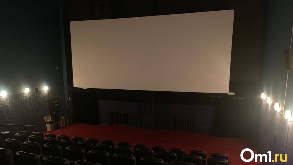 Санкционные голливудские фильмы начали показывать в новосибирском кинотеатре
