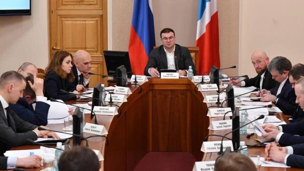 Виталий Хоценко обсудил с застройщиками новые проекты в Омске