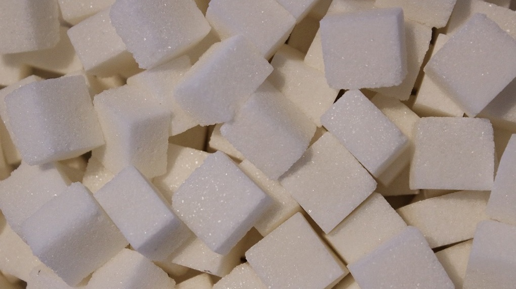 Почему не надо покупать последний сахар