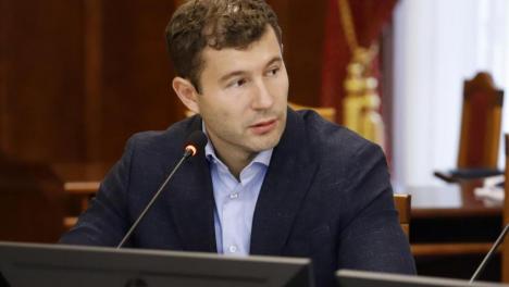 Комитет Заксобрания НСО обсудил поднятие планки для инвесторов без торгов до 1,5 миллиарда рублей