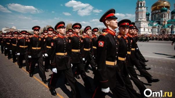 Стало известно, когда и во сколько в Омске состоится репетиция парада Победы
