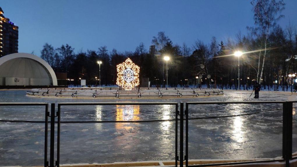 Сегодня открывается каток в Центральном парке Новосибирска