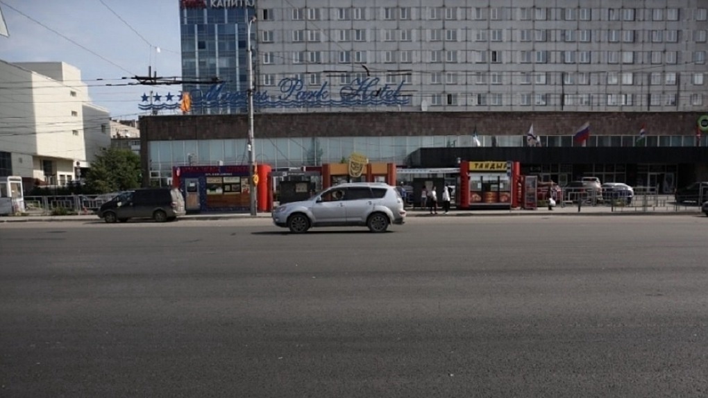 30 опасных деревьев снесут на Вокзальной магистрали в Новосибирске