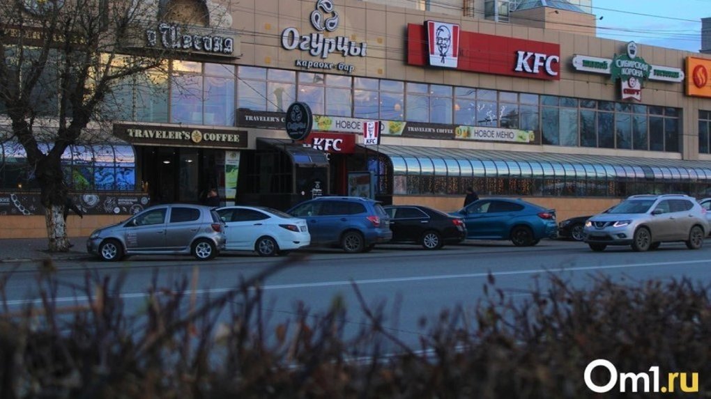 В Омске ищут второго арендатора для платной парковки в центре города