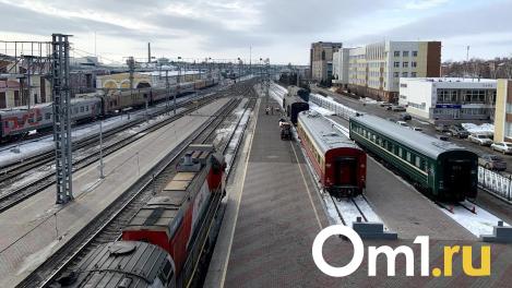 Под Омском на Транссибе встали поезда