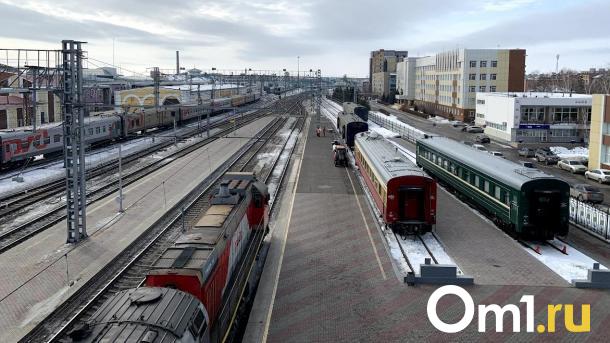 Под Омском на Транссибе встали поезда