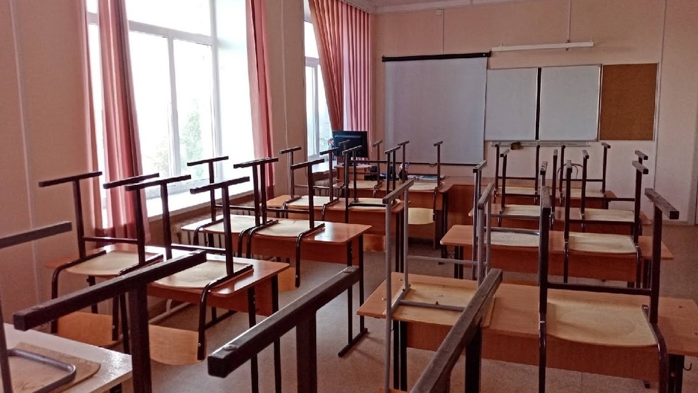В Омске не хватает 620 учителей