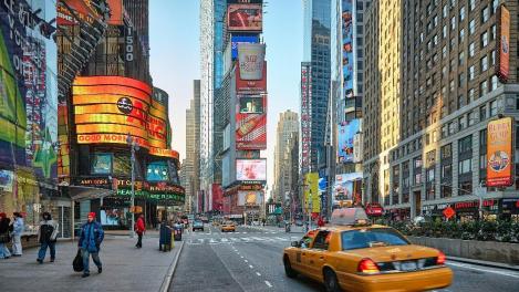 На 28-метровом билборде в Нью-Йорке показали снимок новосибирского фотографа