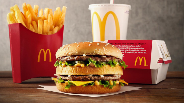 Новосибирский McDonald' s приостановил набор новых сотрудников