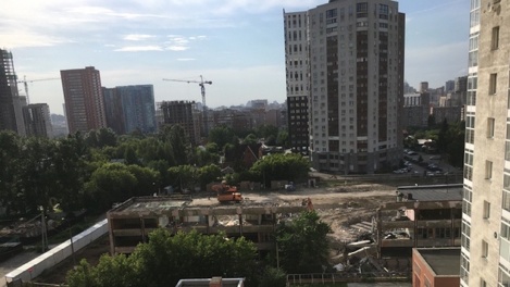 В Новосибирске снесли лицей №185