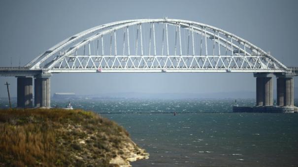 Жителей многоквартирного дома эвакуировали из-за трещины в фундаменте в Новосибирске