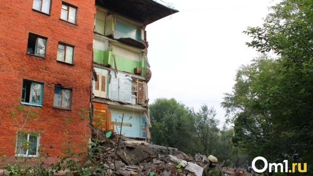 В обрушении пятиэтажки на улице 20 Партсъезда Следком обвинил экс-главу омского Фонда капремонта