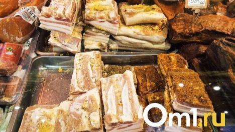 В омских «Светофорах» обнаружили тонну опасного мяса и рыбы