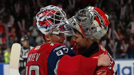 Вратарь «Локомотива» признал, что серия с «Авангардом» была тяжелее финала с «Трактором»