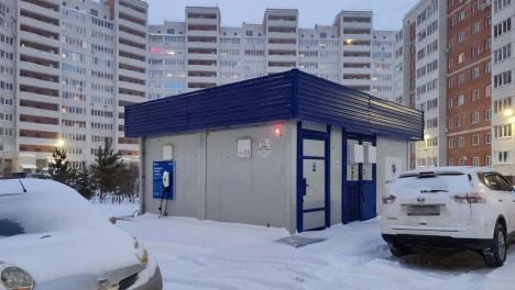 В Омске открыли станции, где автомобили будут заправлять ночью и по несколько часов