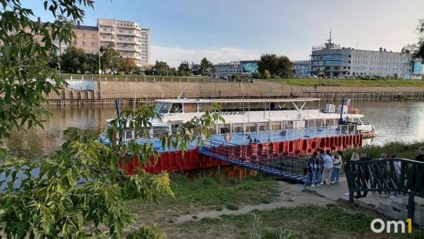 Более 2 200 пассажиров: в Омске увеличился спрос на речные маршруты