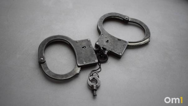 Задержанный избил сотрудника СИЗО в Новосибирской области