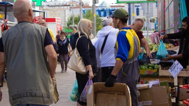 Новосибирск — на контроле: рейды в кафе мигрантов выявили 240 нарушений