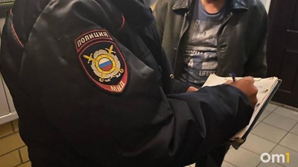 Отказали в алкоголе. Стали известны подробности пьяного дебоша в омской пиццерии