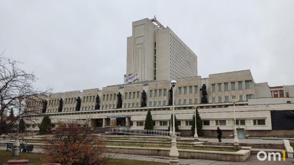 Фонтан у библиотеки Пушкина запустили в тестовом режиме