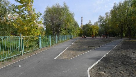 В Октябрьском округе Омска займутся ремонтом проездов и пешеходных дорожек