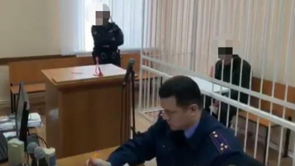 Жителя Кузбасса арестовали по обвинению в истязаниях своей семьи