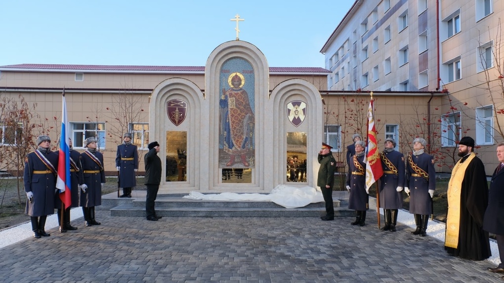 Мемориал памяти погибшим росгвардейцам открыли в Новосибирске