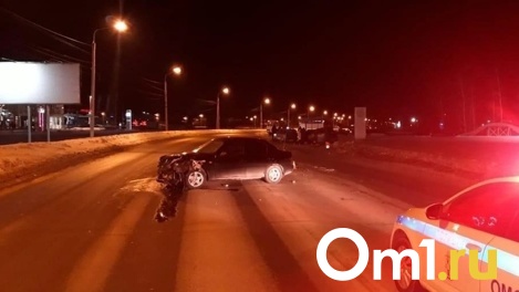 В Омске пьяный водитель протаранил автомобиль с детьми