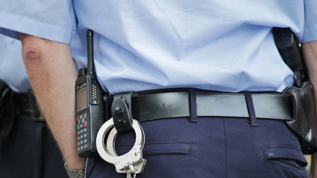 На телефон доверия омской полиции поступило 535 сообщений о преступлениях и происшествиях в городе