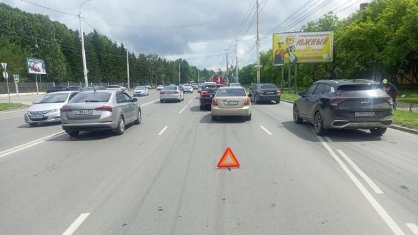 Три ребёнка получили травмы в аварии в центре Омска