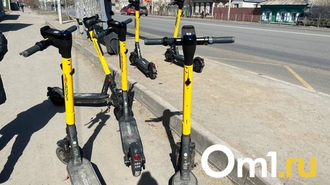 Очень опасно. Омским подросткам хотят запретить ездить на электросамокатах