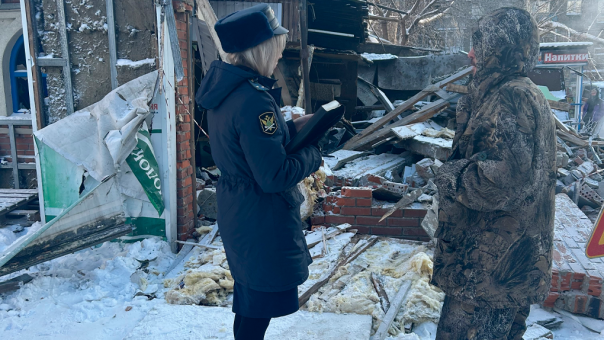 В Дзержинском районе Новосибирска снесли две незаконные торговые точки