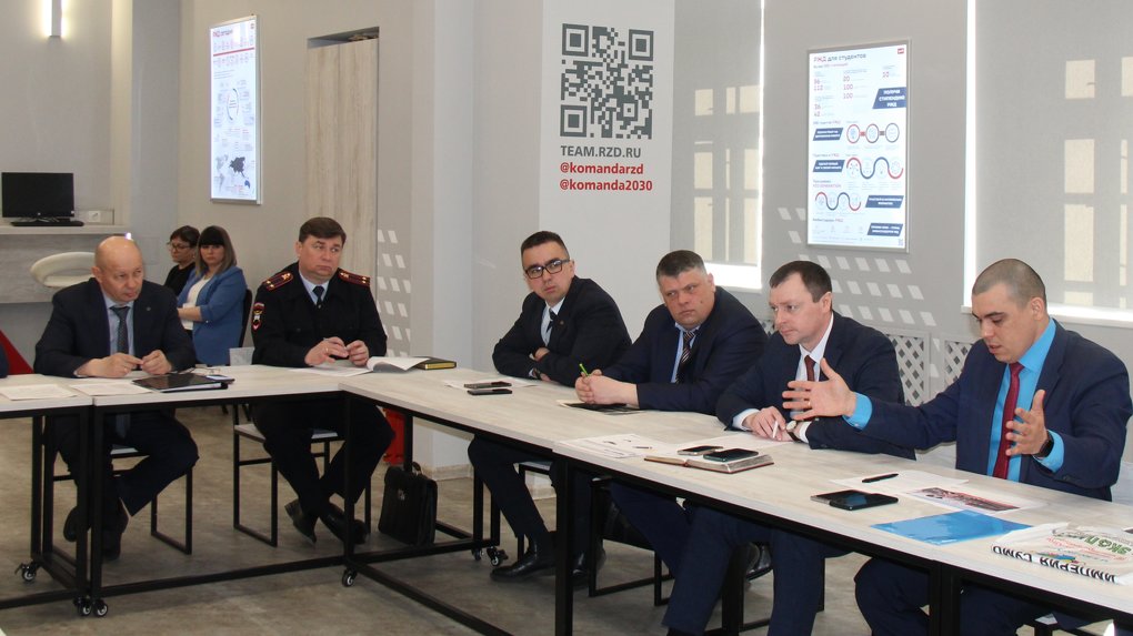 В Омске завершается разработка инновационного комплекса предотвращения нештатных ситуаций на неохраняемых железнодорожных переездах