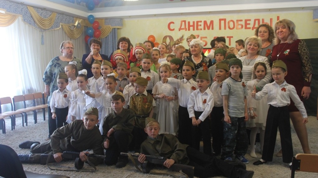 В Омск приедут два десятка сирот из Луганска: их возьмут под опеку приёмные семьи
