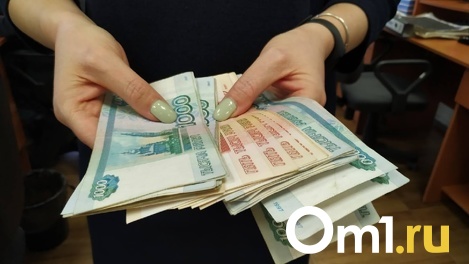 Омичка отсудила 100 тысяч рублей с владелицы BMW, сбившей её на переходе