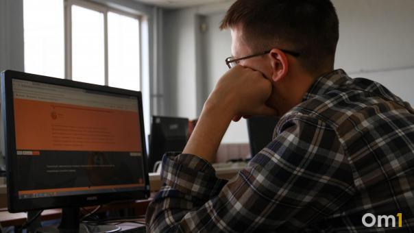 78 % омичей предпочитают работать с включённым кондиционером в офисе