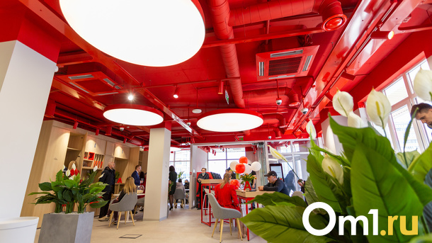 «Добро пожаловать в наш общий дом»: на Левом берегу Омска открылся обновлённый офис Альфа-Банка