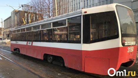 В центре Омска полностью перекроют важный перекрёсток. Как поедет транспорт?
