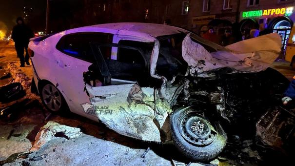 Новосибирец серьёзно пострадал из-за жёсткого столкновения с «Мерседесом»