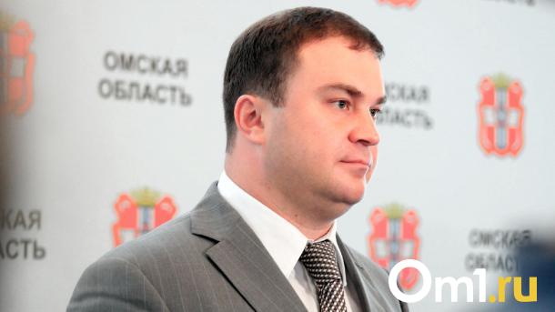 Первые лица Омской области поздравили жителей региона с Днём защитника Отечества