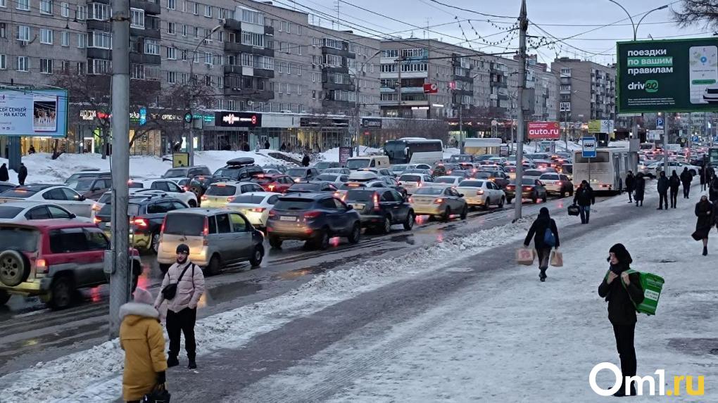 Пробка длиной 8 километров собралась в Новосибирске