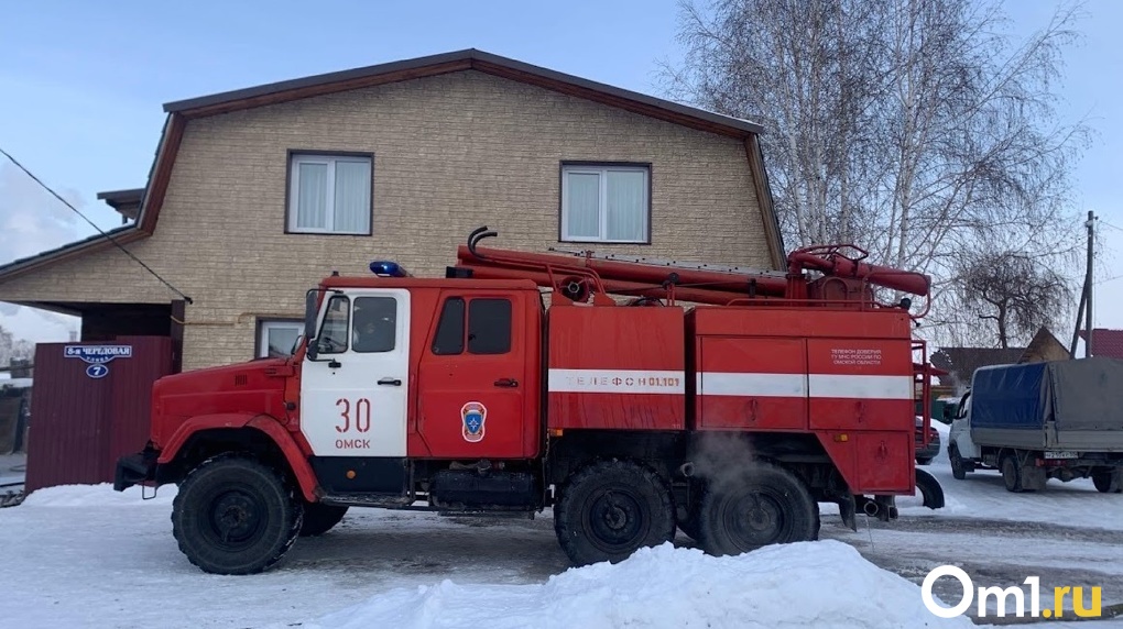 В Омской области в первую морозную ночь случилось сразу три пожара