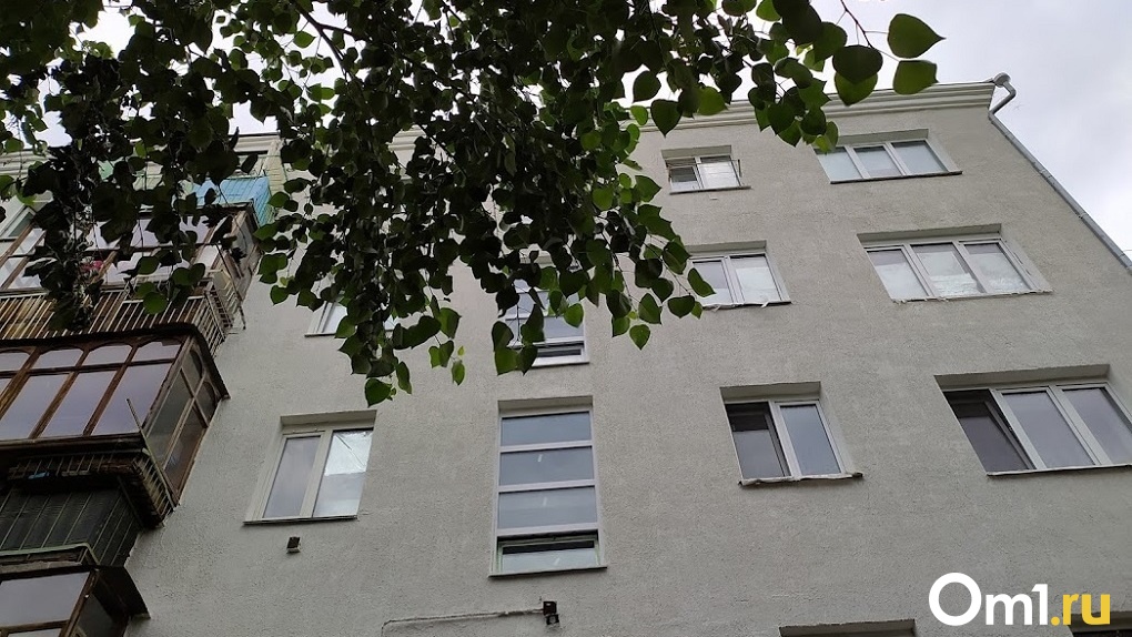 Туристка из Новосибирска выпала из окна пансионата в Сочи. ВИДЕО