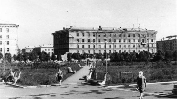 Телебашня Новосибирска засияет в фирменных цветах НГТУ в честь 75-летия вуза