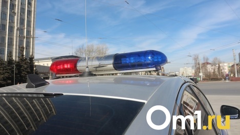 Пятилетнюю омичку увезли на скорой из-за аварии Nissan и Lada